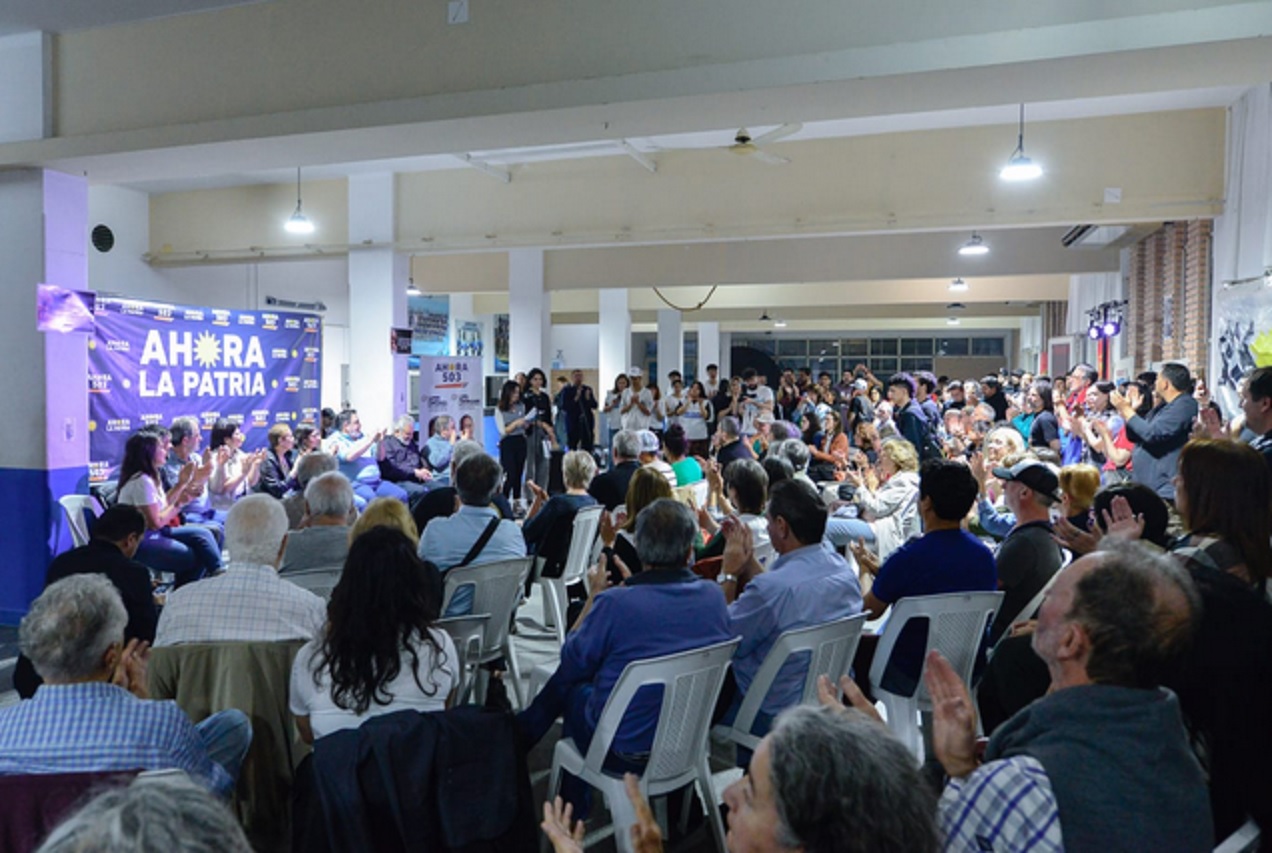 Encuentro de Ahora 503 en Paraná: “Nos conduce Cristina y nos ...