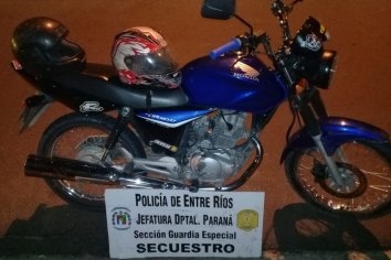 Quisieron cometer un arrebato pero fueron detenidos.