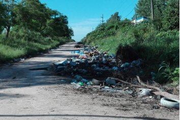 Basural en barrio Capiba