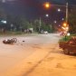 Un joven se encuentra en grave estado luego de colisionar en su moto contra un auto