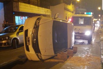 El autor del brutal vuelco en la zona céntrica había sido denunciado antes por agredir a otro conductor