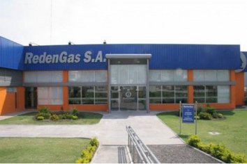 Redengas suspendió la atención al público