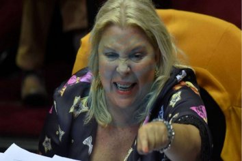 Carrió, ante el gabinete ampliado: "Nos van a sacar muertos de Olivos"