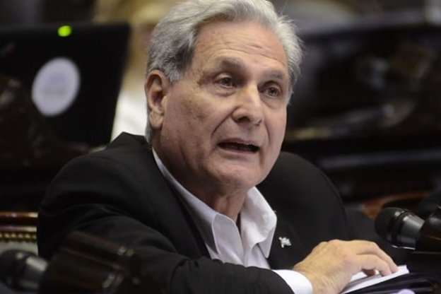 Solanas pidió auditar las contrataciones que realizó PAMI en Gualeguaychú