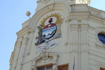 Desde el próximo lunes en la municipalidad de Paraná habrá atención y guardias mínimas