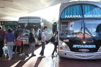 Otra vez aumentó el boleto de colectivos entre Paraná y Santa Fe