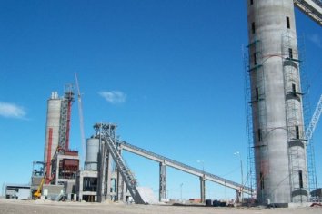 Advierten que por retenciones cerraron petroquímicas