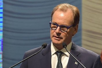 Bordet instó a vivir la Semana Santa “en familia, con visión de tolerancia y ayuda al prójimo”