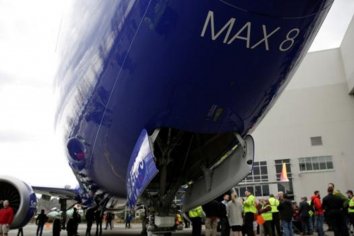 Argentina cierra su espacio aéreo a los aviones Boeing 737-8 Max