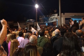 Bahl estuvo con los vecinos de la Seccional 13