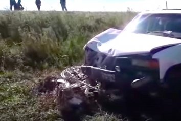Camioneta embistió a motociclista que lamentablemente falleció