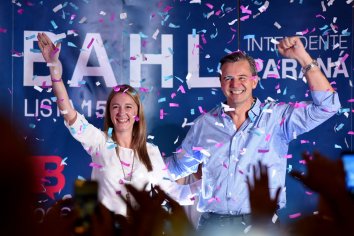 Bahl: “Percibimos el acompañamiento de la gente e intuimos ampliar la ventaja”