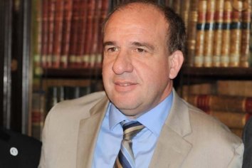 Vitor: "Lo más lógico es que una lista la encabece la UCR y la otra el Pro"