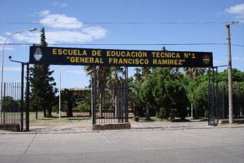 Un club de ciencia entrerriano creó una estación meteorológica con elementos descartables
