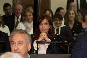 Los custodios de CFK: quiénes son los dirigentes que la ex presidenta pidió que estén a su lado en el juicio