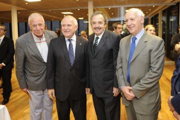 Roberto Lavagna cerró filas con el socialismo, el GEN y los radicales díscolos