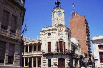 Levrand: "Es una actitud caprichosa la de Josefina Etienot"