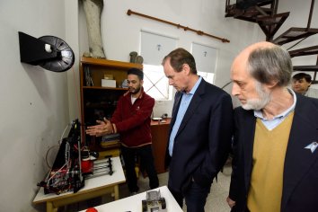 Bordet refuerza los lazos entre el gobierno y la universidad pública