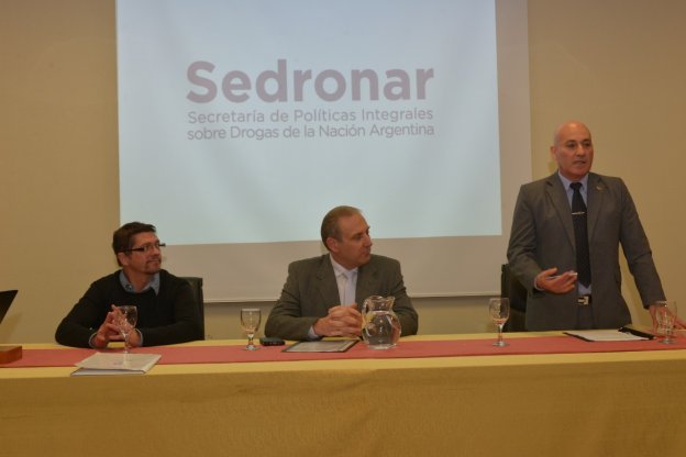 Villalba destacó el trabajo en conjunto de la fuerza nacional y fuerzas vecinas contra el narcotráfico