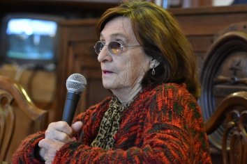 La referente del Vecinalismo señaló que "Lo más probable es que los ciudadanos se vuelvan a quedar sin colectivos"