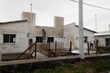 Se construyen a buen ritmo las nuevas viviendas en Conscripto Bernardi con fondos provinciales