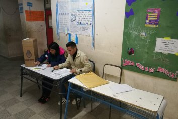 Declararán "trabajadores esenciales" a las autoridades de mesa