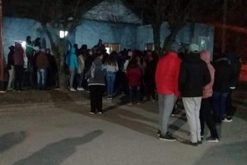 Tenía domiciliaria por intentar secuestrar a una menor, pero vecinos lograron que se lo lleven del pueblo