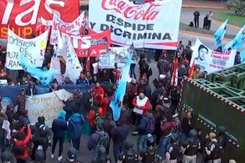 Tras los despidos de distintas empresas, 35 familias quedaron en la calle