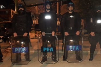 La policía Federal detuvo a un matrimonio que fraccionaba droga en el "Pancho" Ramírez