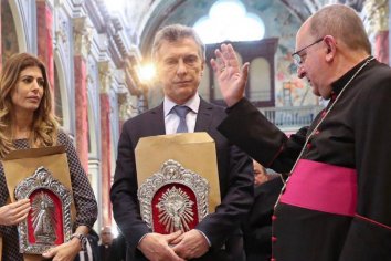 Advertencia del arzobispo de Salta a Mauricio Macri: “Has hablado de la Pobreza, llévate el rostro de los pobres”