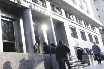 ATE advierte que la gestión PRO dejó sin efecto 1910 concursos y paralizó otros 3964