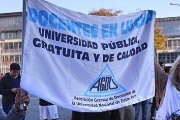 Los docentes universitarios reciben reajuste salarial del 7%