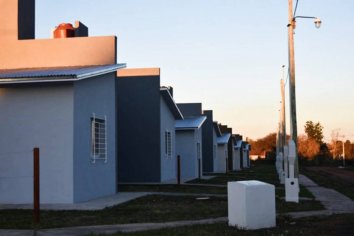 La provincia adjudicó 77 viviendas para siete localidades entrerrianas