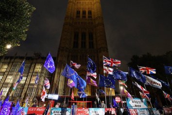 El fin del neoliberalismo y el renacimiento de la historia