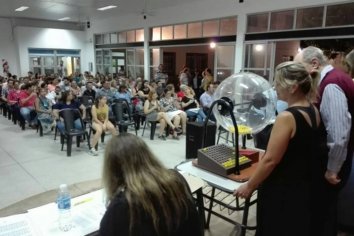 Sortearon 80 viviendas para docentes de Concepción del Uruguay