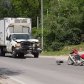 Accidente fatal: motociclista perdió la vida al chocar contra un camión