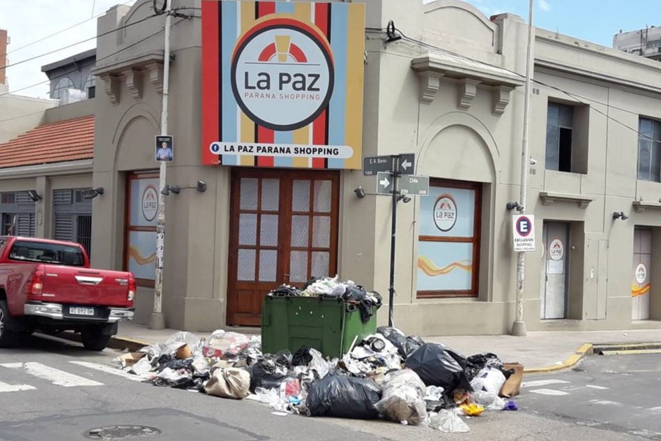 La Municipalidad deberá normalizar el servicio de recolección de residuos en Paraná