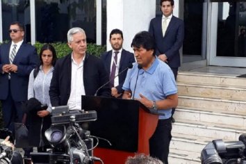 "Mientras tenga la vida seguiré en política"