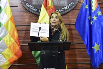 Golpe de Estado en Bolivia: decreto exime a las FFAA de "responsabilidad penal" en la represión