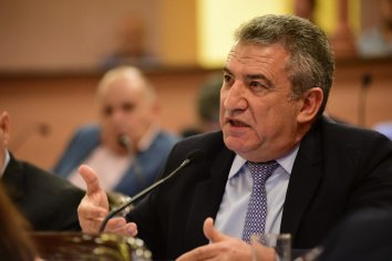 Urribarri defendió su gestión y la de Bordet: “No elijo la retórica, elijo la verdad”