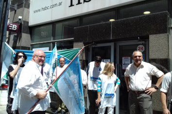 Bancaria Paraná protestó por cierre de sucursales