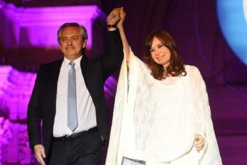 Cristina Kirchner resaltó la fuerza y la lealtad del pueblo en su discurso en la Plaza de Mayo