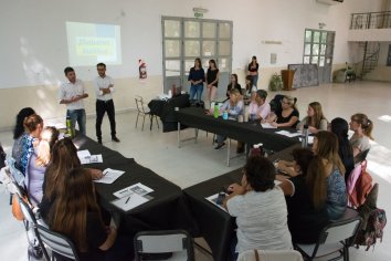Personal de comedores se capacita en alimentación saludable durante las vacaciones