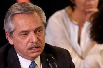 Alberto Fernández adelantó un aumento para todos los jubilados y no descartó un adicional para la mínima