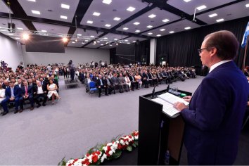 Bordet convocó a un debate multisectorial por la sustentabilidad del sistema previsional