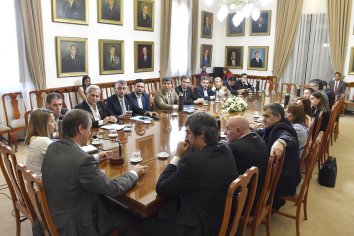 Los diputados peronistas cuestionaron a los de Cambiemos