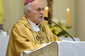El arzobispo Puiggari dispuso la suspensión de las misas hasta nuevo aviso