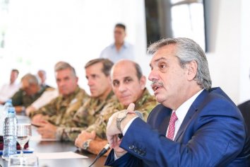 El presidente dió instrucciones a las Fuerzas Armadas y repasó las tareas de prevención y control en todo el país