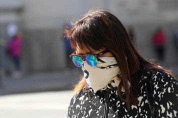 Confirmaron 105 muertes y 5.493 nuevos contagios en las últimas 24 horas