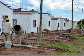 El IAPV coordinará la implementación del programa "Argentina Construye" en la provincia